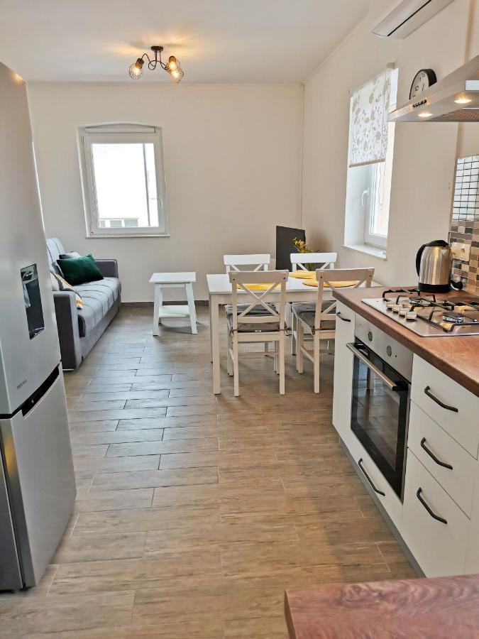 Apartment Roman Бетина Экстерьер фото